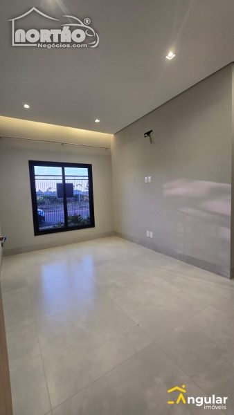Casa, 2 quartos, 121 m² - Foto 2