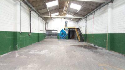 Depósito-Galpão, 850 m² - Foto 2