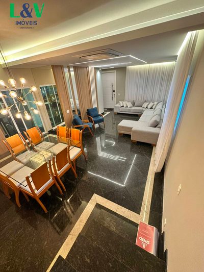 Casa, 3 quartos, 361 m² - Foto 1
