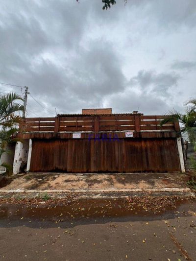Casa, 3 quartos, 209 m² - Foto 2