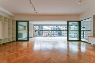 Apartamento, 3 quartos, 196 m² - Foto 2