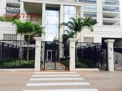 Apartamento, 3 quartos, 163 m² - Foto 1