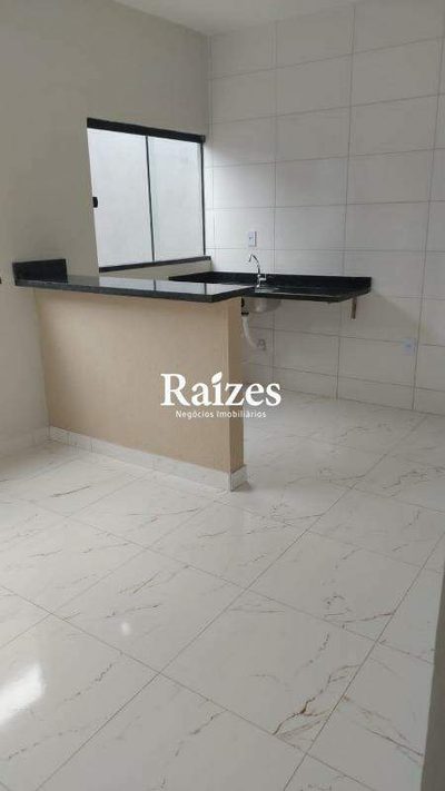 Casa, 2 quartos, 52 m² - Foto 1