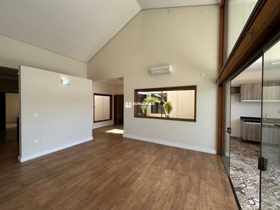 Casa, 3 quartos, 255 m² - Foto 3