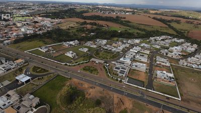 Loteamento e Condomínio, 364 m² - Foto 1