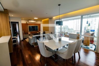 Apartamento, 3 quartos, 131 m² - Foto 1