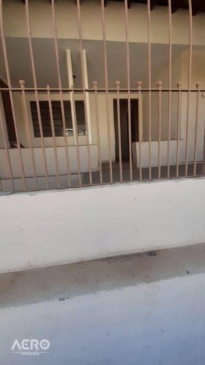 Casa, 3 quartos, 195 m² - Foto 2