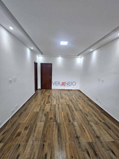 Casa, 4 quartos, 190 m² - Foto 1