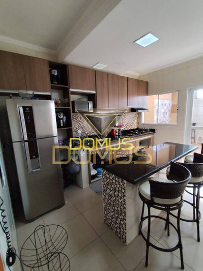 Casa, 2 quartos, 90 m² - Foto 1