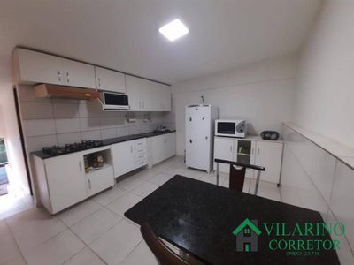 Casa, 4 quartos, 194 m² - Foto 1
