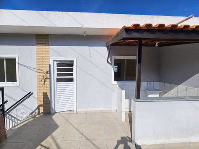 Casa, 2 quartos, 45 m² - Foto 2
