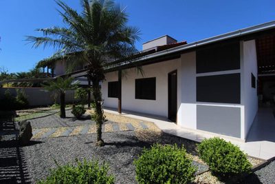 Casa, 3 quartos, 207 m² - Foto 1