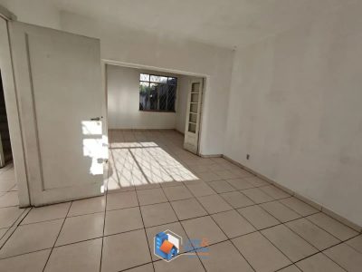 Casa, 4 quartos, 200 m² - Foto 1