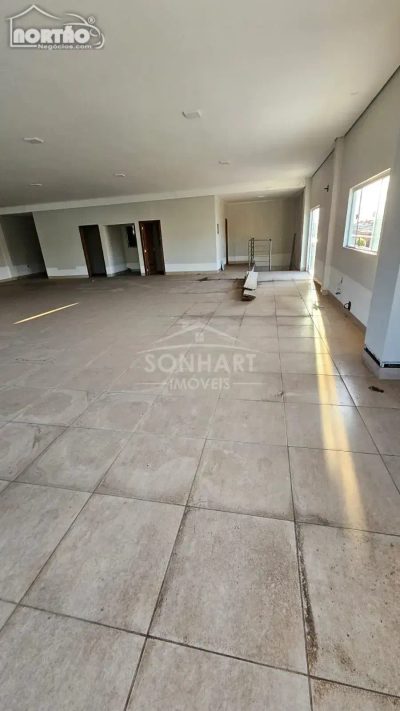 Casa, 1 quarto, 550 m² - Foto 2