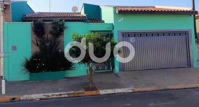 Casa, 3 quartos, 168 m² - Foto 1