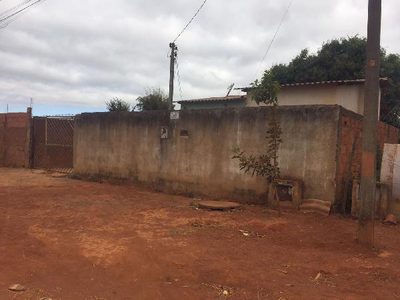 Casa, 2 quartos, 360 m² - Foto 1