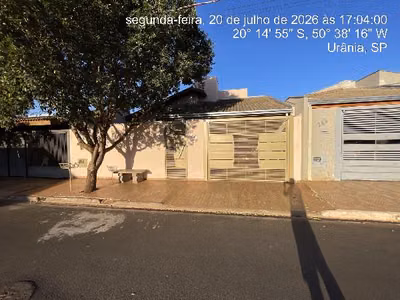 Casa, 2 quartos, 200 m² - Foto 1
