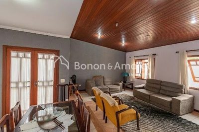 Casa, 4 quartos, 272 m² - Foto 1