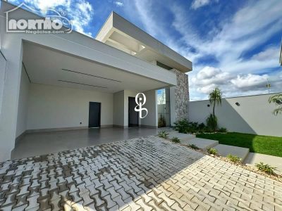 Casa, 5 quartos, 250 m² - Foto 1