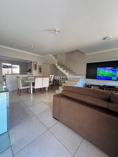 Casa, 13 quartos, 106 m² - Foto 2