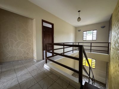 Casa, 3 quartos, 168 m² - Foto 2