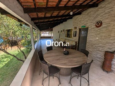 Casa, 3 quartos, 196 m² - Foto 1