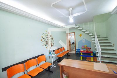 Casa, 2 quartos, 200 m² - Foto 4