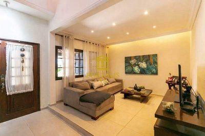 Casa, 3 quartos, 287 m² - Foto 1