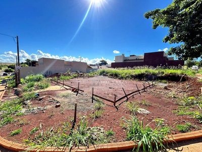 Terreno, 305 m² - Foto 2