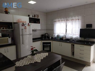 Sobrado, 3 quartos, 190 m² - Foto 1