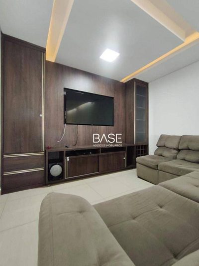 Cobertura, 3 quartos, 220 m² - Foto 1