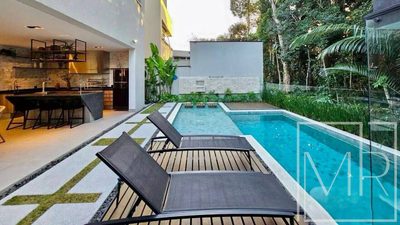 Casa, 5 quartos, 389 m² - Foto 1