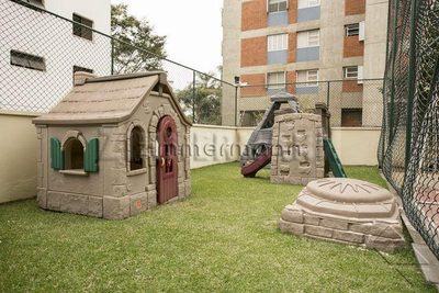 Loteamento e Condomínio - Foto 4