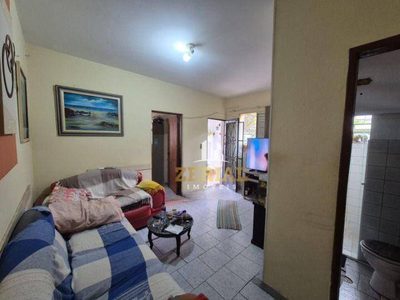 Casa, 4 quartos, 180 m² - Foto 2