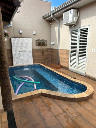 Casa, 3 quartos, 190 m² - Foto 1