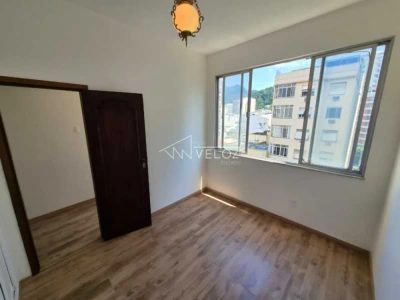 Apartamento, 2 quartos, 76 m² - Foto 2