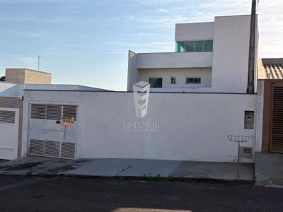 Casa, 1 quarto, 200 m² - Foto 1