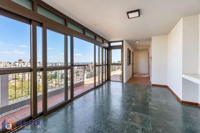 Cobertura, 3 quartos, 227 m² - Foto 1