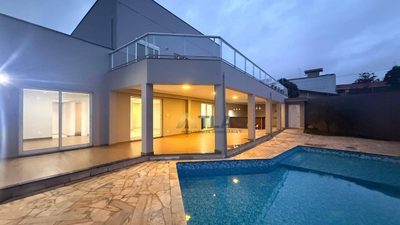 Casa, 3 quartos, 260 m² - Foto 1