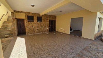 Casa, 4 quartos, 293 m² - Foto 1