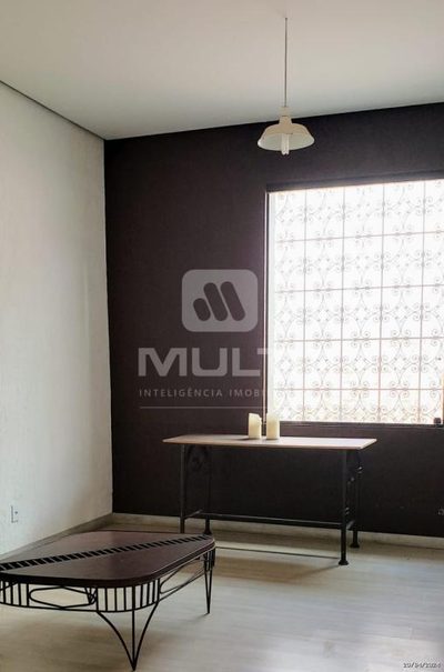Casa, 3 quartos, 357 m² - Foto 1