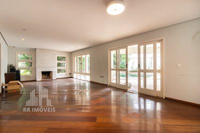 Casa, 4 quartos, 270 m² - Foto 1