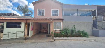 Casa, 3 quartos, 90 m² - Foto 1