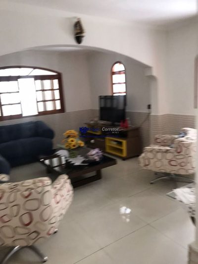 Casa, 3 quartos, 182 m² - Foto 2