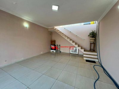 Sobrado, 2 quartos, 216 m² - Foto 2