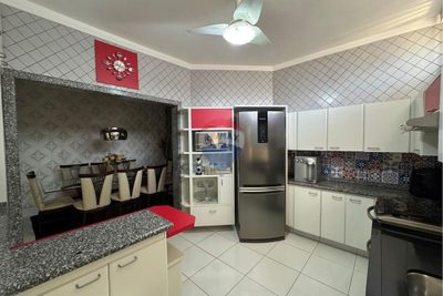 Casa, 4 quartos, 280 m² - Foto 2