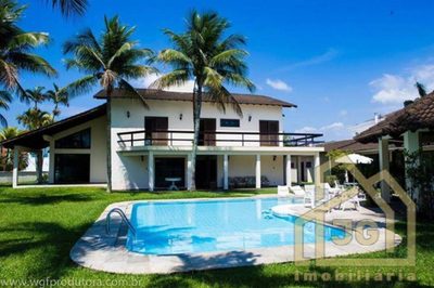 Sobrado, 6 quartos, 2058 m² - Foto 1