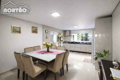 Casa, 3 quartos, 167 m² - Foto 3