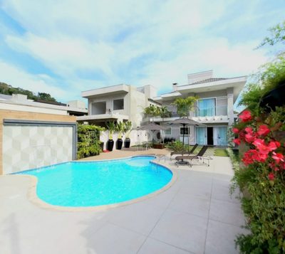 Casa, 3 quartos, 262 m² - Foto 2