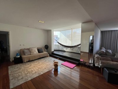 Apartamento, 3 quartos, 133 m² - Foto 1